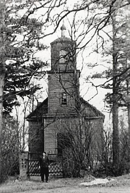 File:Lähte Kõikide Pühakute kirik peale II maailmasõda.jpg